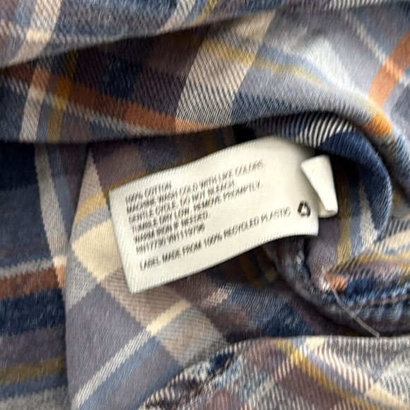 Mossimo Supply Co multicolored Plaid Button Up Long Sleeve Shirt Size Medium - Picture 6 of 8